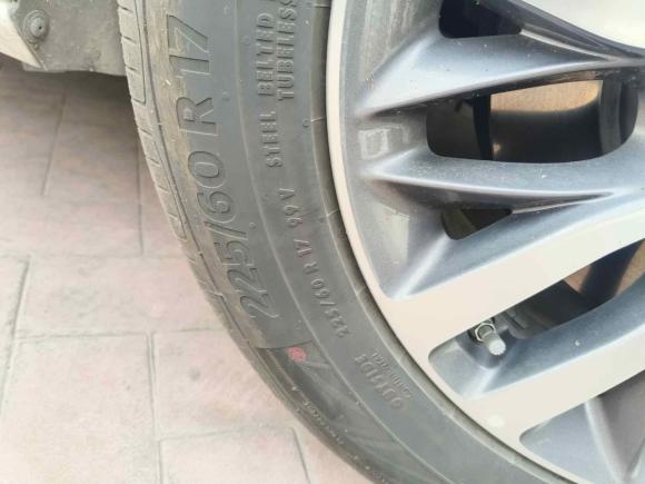 [成都·川A] 二手别克别克GL82022款 ES陆尊 653T 舒适型