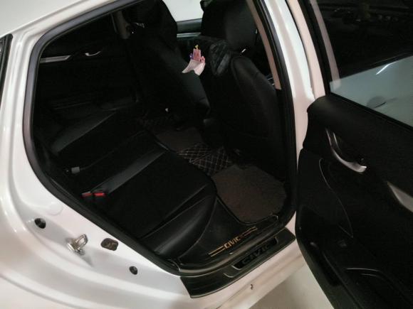 [武汉·鄂A] 二手本田思域2016款 220TURBO CVT豪华版