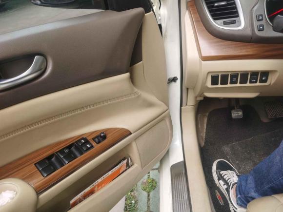 [武汉·鄂A] 二手日产天籁2011款 2.5L XL领先版