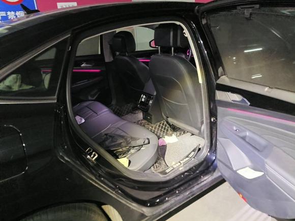 [上海·沪C] 二手大众帕萨特2023款 330TSI 星空尊贵版