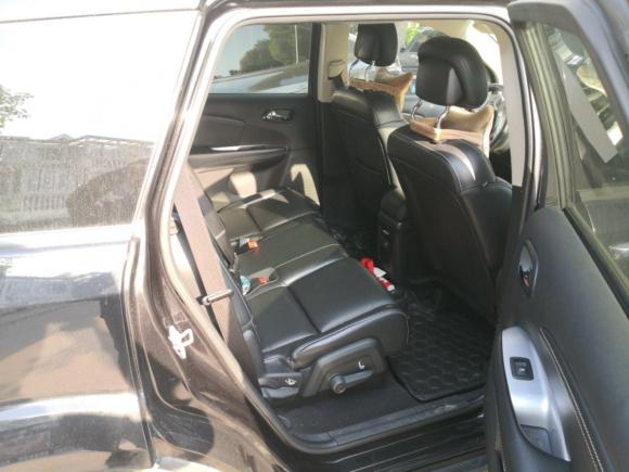 [上海·闽D] 二手道奇酷威2013款 2.4L 两驱尊尚版