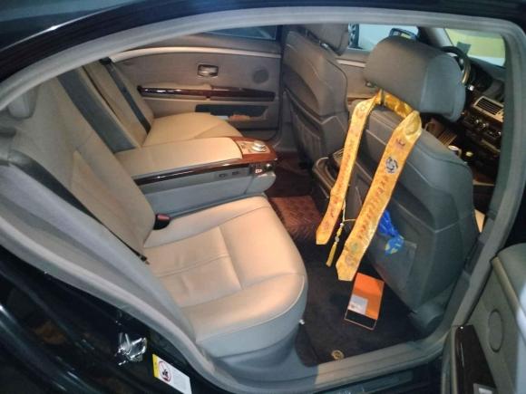 [上海·沪F] 二手宝马宝马7系2005款 740Li