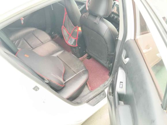 [济南·鲁A] 二手起亚起亚K32016款 1.6L 自动GL