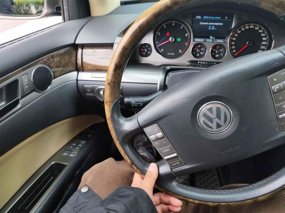 [杭州·浙A] 二手大众辉腾2009款 3.6L V6 4座加长行政版