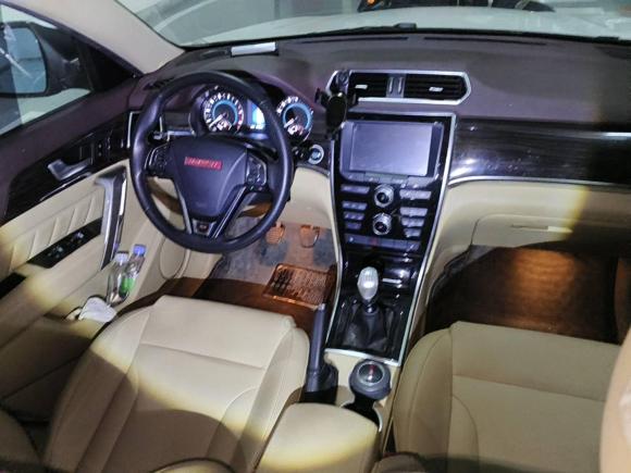 [济南·鲁A] 二手哈弗哈弗H22014款 1.5T 手动两驱精英版