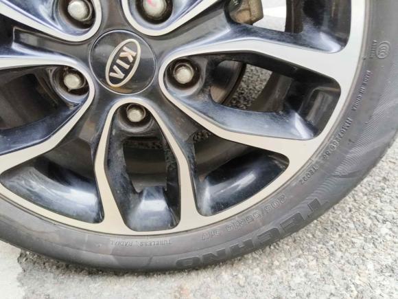 [深圳·粤B] 二手起亚秀尔2013款 1.6L AT Premium