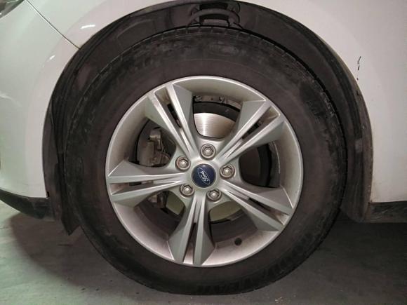 [宁波·浙B] 二手福特福克斯2015款 两厢 1.6L 自动舒适型