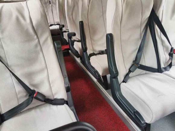 [台州·浙J] 二手依维柯依维柯欧风2021款 3.0T自动M2-32C营运客车高顶后双胎电动门F1C