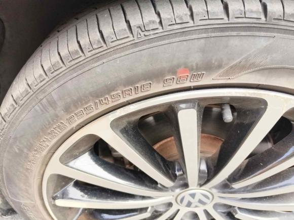 [上海·苏A] 二手大众帕萨特2014款 1.8TSI DSG 30周年纪念版