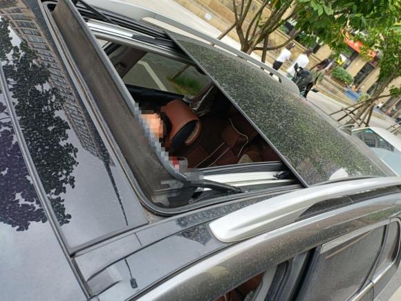 [成都·川A] 二手起亚索兰托2013款 2.4L 7座汽油豪华版