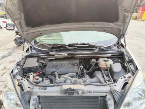 [深圳·粤B] 二手别克别克GL82014款 2.4L 经典版