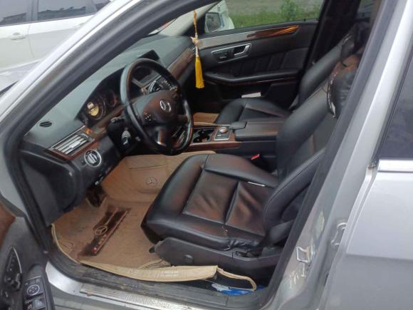 [义乌·浙G] 二手奔驰奔驰E级2012款 E 200 L CGI优雅型