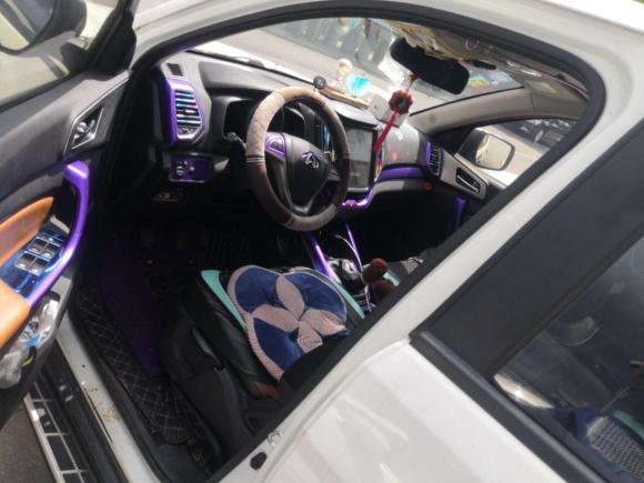 [义乌·赣G] 二手长安欧尚长安欧尚CX702016款 1.6L 手动豪华型