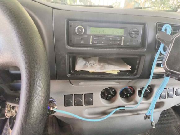 [上海·沪B] 二手福特经典全顺2015款 2.8T柴油多功能车短轴6座中顶JX493ZLQ4