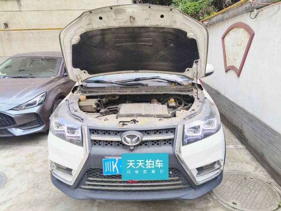 [成都·川K] 二手北汽幻速北汽幻速S32016款 S3L 1.5L 手动尊贵型