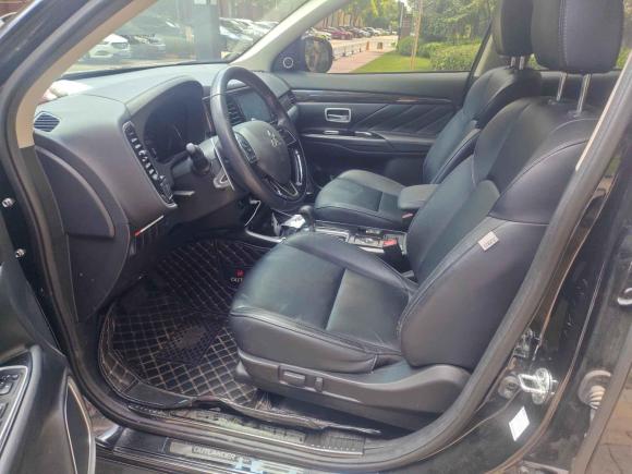 [武汉·鄂A] 二手三菱欧蓝德2019款 2.4L 四驱致享版 7座 国VI