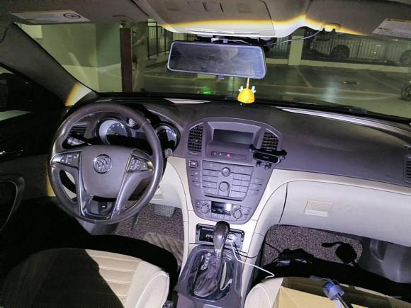 [无锡·苏B] 二手别克君威2012款 2.0L 豪华版