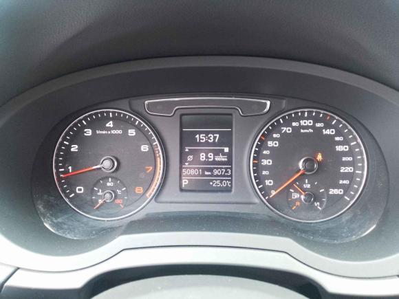 [无锡·苏B] 二手奥迪奥迪Q32018款 30周年年型 35 TFSI 时尚型