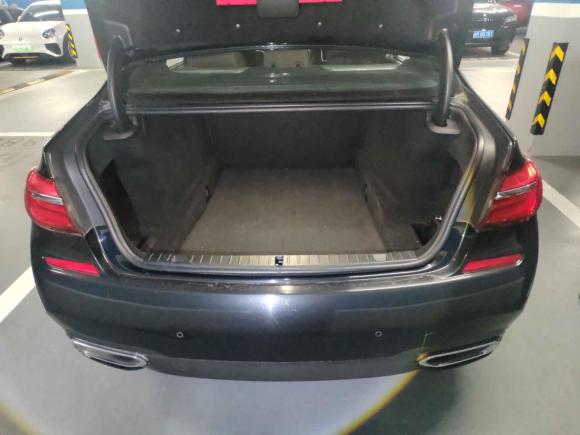 [上海·沪F] 二手宝马宝马7系2018款 740Li 领先型 M运动套装