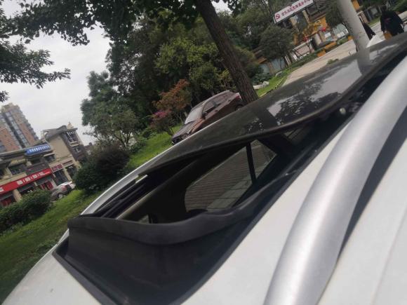 [成都·川M] 二手众泰众泰T3002017款 1.5T CVT尊贵型