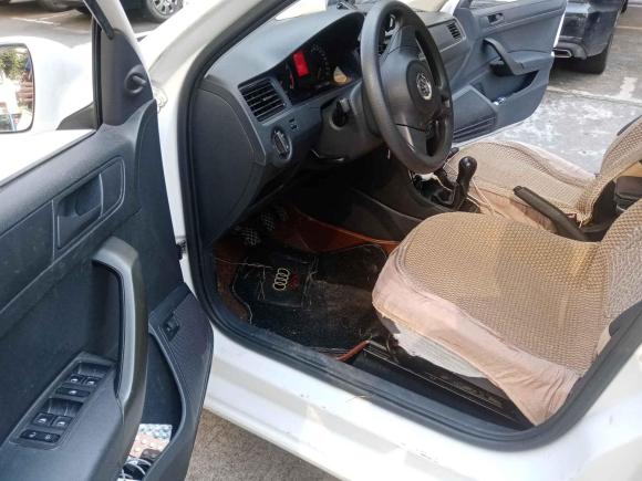 [佛山·冀G] 二手大众桑塔纳2015款 1.6L 手动风尚版