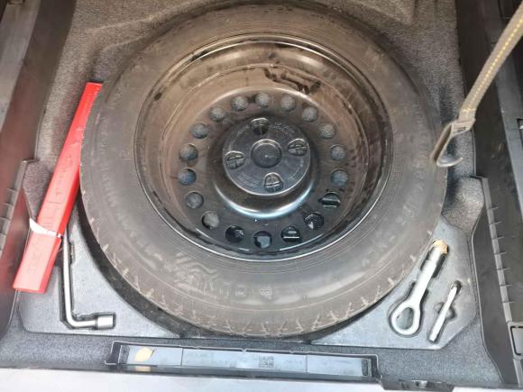 [苏州·苏E] 二手奔驰奔驰M级2010款 ML 350 4MATIC豪华型