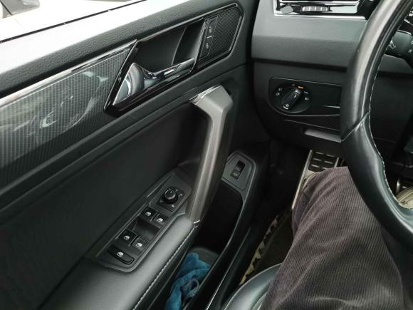 [上海·鄂N] 二手大众途观L2021款 330TSI 自动两驱R-Line越享版