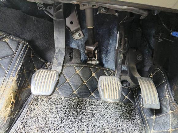 [青岛·鲁B] 二手福特福睿斯2017款 改款 1.5L 手动舒适型