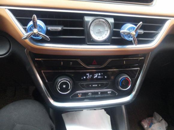 [南京·皖K] 二手五菱汽车五菱宏光S32018款 1.5L 手动豪华型 国V