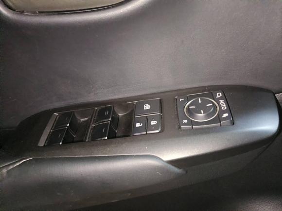 [广州·粤A] 二手雷克萨斯雷克萨斯NX2015款 200t 全驱 锋尚版