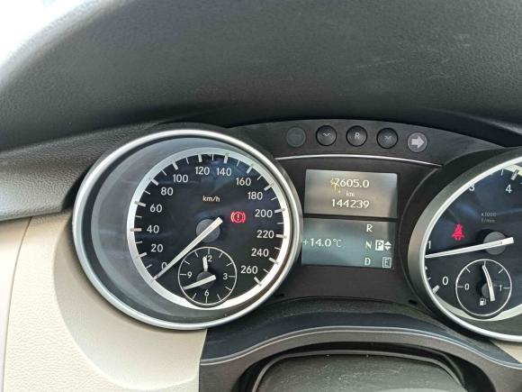 [佛山·粤R] 二手奔驰奔驰R级2010款 R 350 L 4MATIC