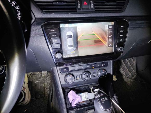 [武汉·鄂A] 二手斯柯达速派2016款 TSI330 DSG智行版