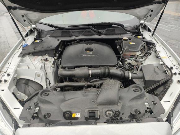 [南昌·赣A] 二手捷豹捷豹XJ2015款 XJL 2.0T 典雅商务80周年典藏版