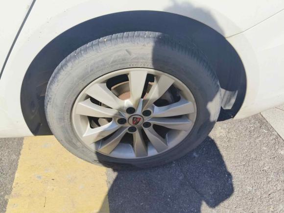 [济南·鲁A] 二手荣威荣威3602018款 PLUS 1.5L 自动尊享版