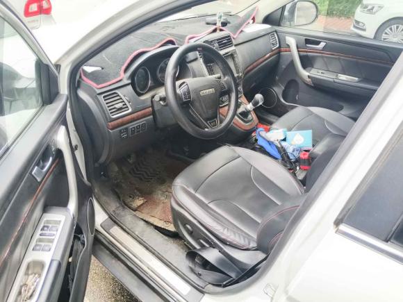 [无锡·苏B] 二手哈弗哈弗H62017款 红标 运动版 1.5T 手动两驱精英型