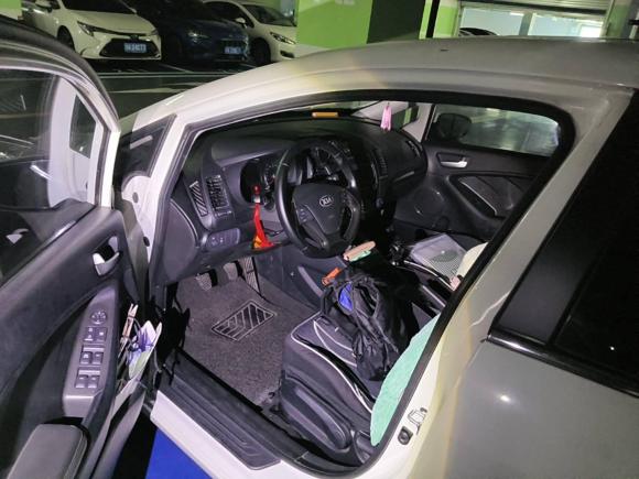 [成都·川A] 二手起亚起亚K32013款 1.6L 手动GLS