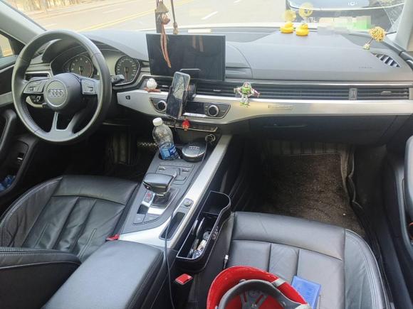 [青岛·鲁B] 二手奥迪奥迪A4L2017款 40 TFSI 时尚型