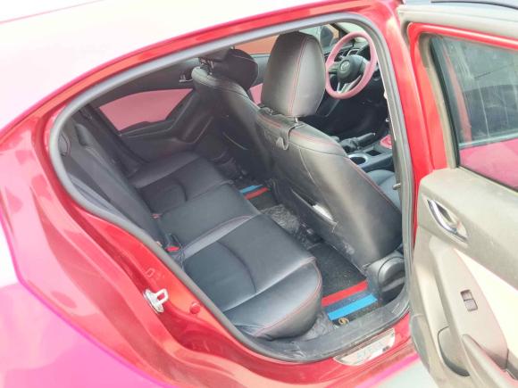 [西安·陕U] 二手马自达马自达3 昂克赛拉2014款 两厢 1.5L 手动舒适型