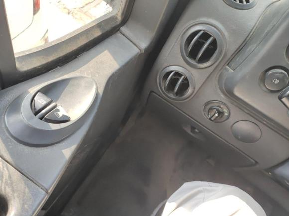 [上海·苏F] 二手依维柯都灵2009款 2.5T-A32基本型