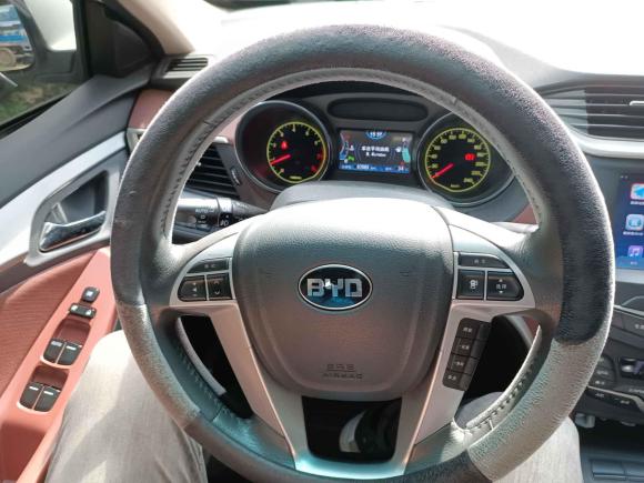 [苏州·苏E] 二手比亚迪比亚迪G52014款 1.5TI 手动尊贵型