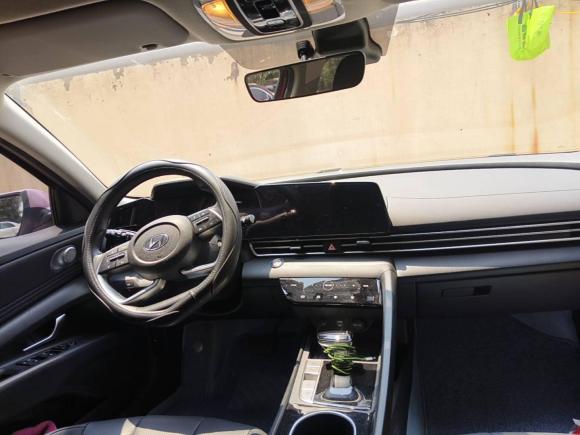 [青岛·鲁B] 二手现代伊兰特2021款 1.5L CVT LUX尊贵版