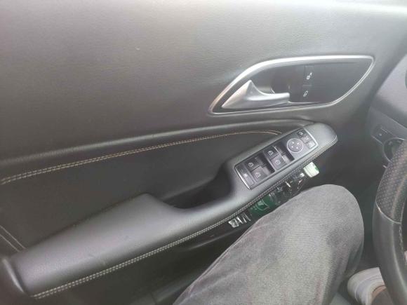 [无锡·苏B] 二手奔驰奔驰CLA2018款 CLA 200 动感型