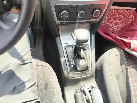 [青岛·鲁B] 二手斯柯达明锐2010款 1.6L 自动逸俊版