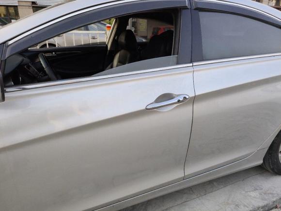 [佛山·粤E] 二手现代索纳塔2011款 2.0L 自动豪华版