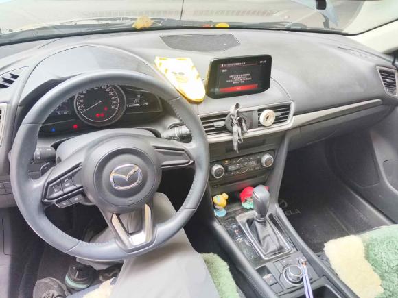 [上海·沪C] 二手马自达马自达3 昂克赛拉2017款 两厢 2.0L 自动豪华型 国V