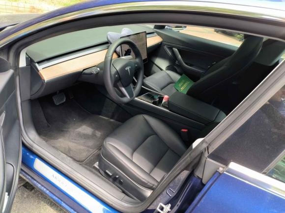[上海·沪A] 二手特斯拉Model 32020款 标准续航后驱升级版
