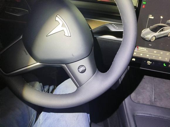 [上海·沪A] 二手特斯拉Model 32021款 标准续航后驱升级版