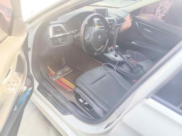 [济南·鲁A] 二手宝马宝马3系2017款 318i 时尚型