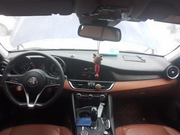 [温州·浙C] 二手阿尔法·罗密欧Giulia朱丽叶2017款 2.0T 200HP 精英版