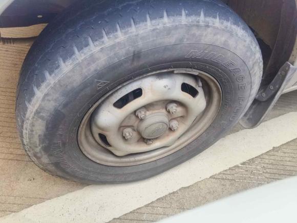 [义乌·浙G] 二手福特新世代全顺2009款 2.4T柴油多功能型短轴中顶Duratorq